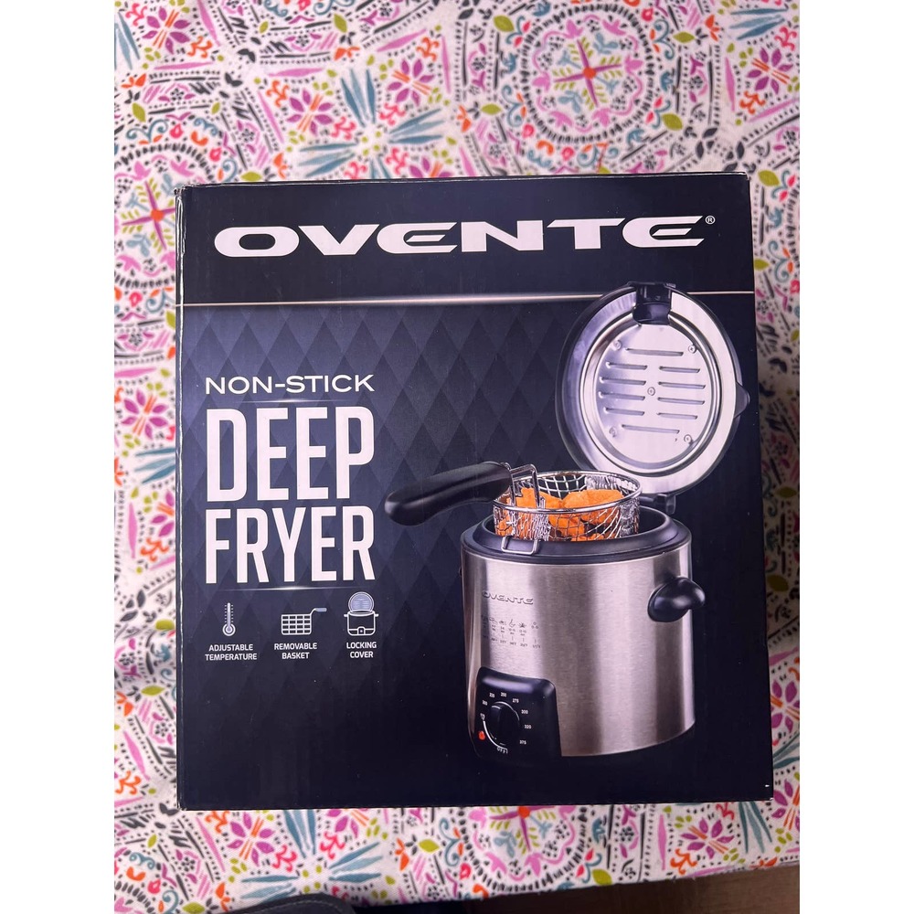 New In Box Ovente Stainless Steel Deep Fryer 0.9 Liter (FDM1091BR)